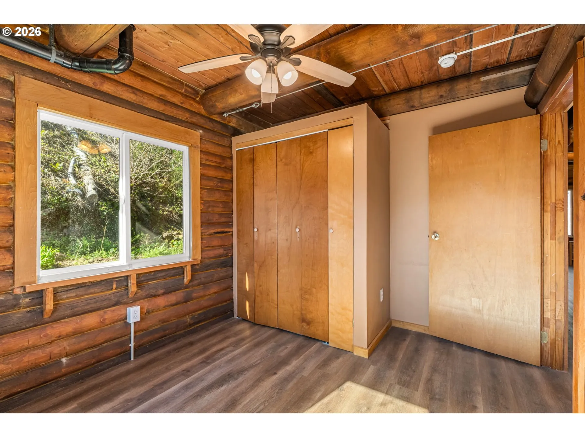 Bedroom, Primary-Ceiling Fan