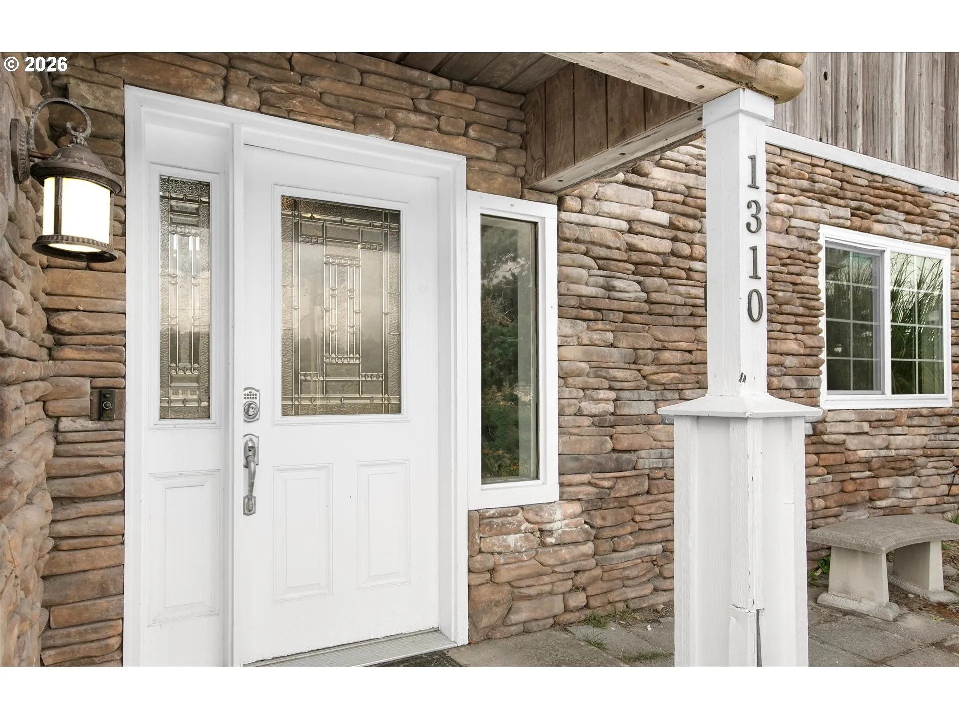 Entrance/Foyer