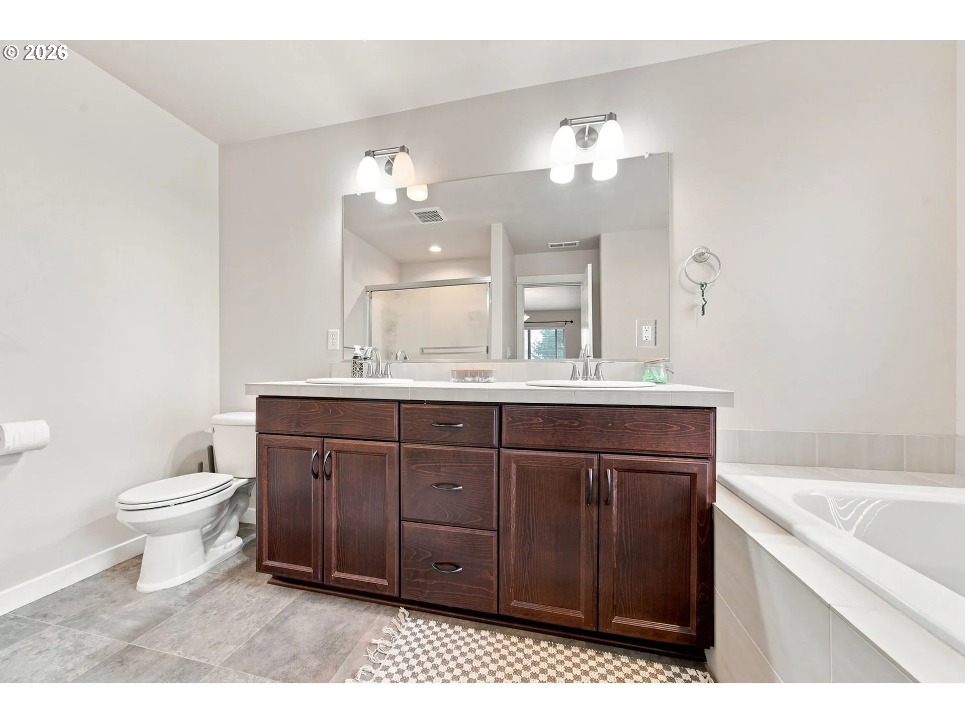 En Suite Bathroom