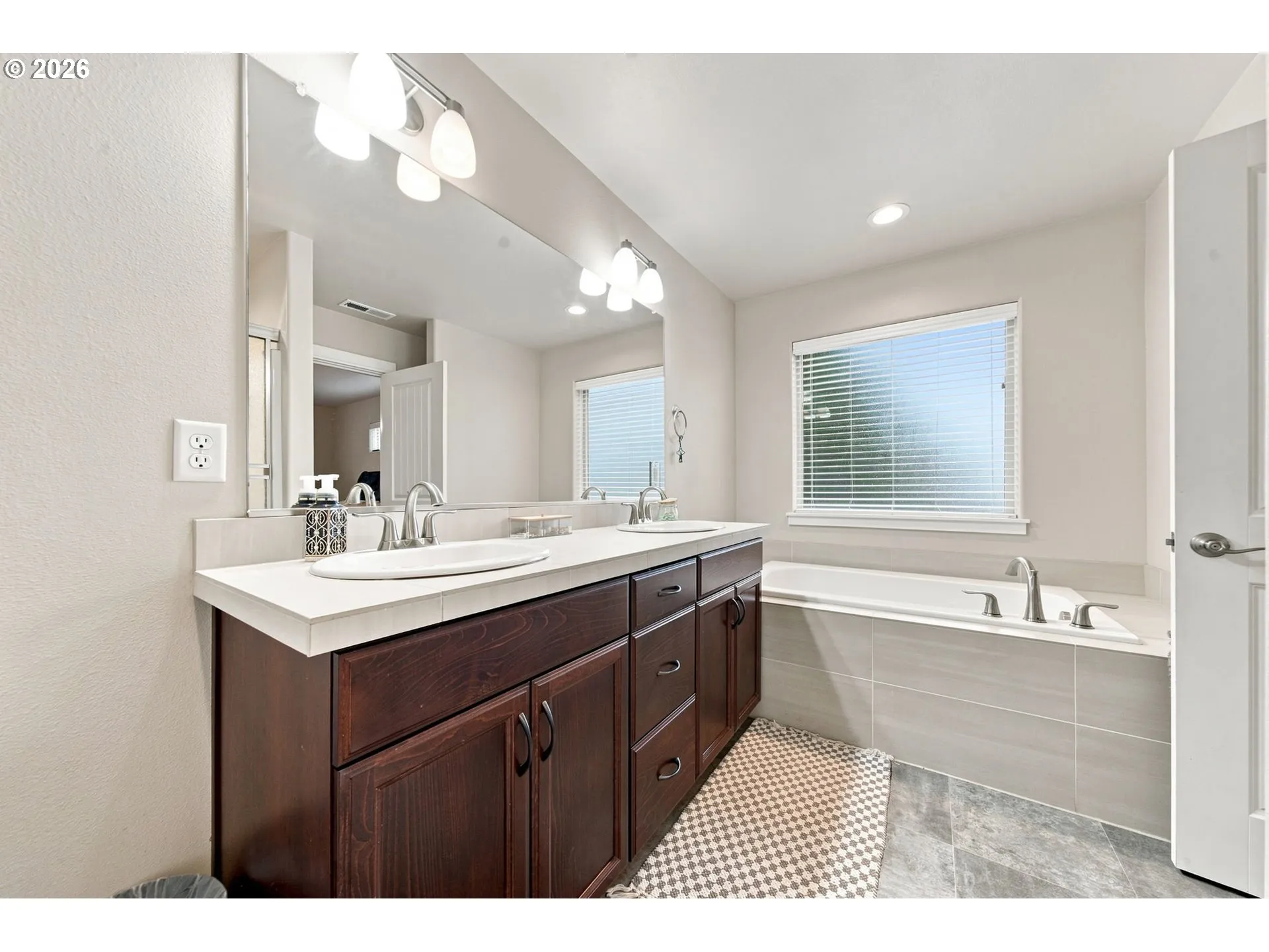 En Suite Bathroom