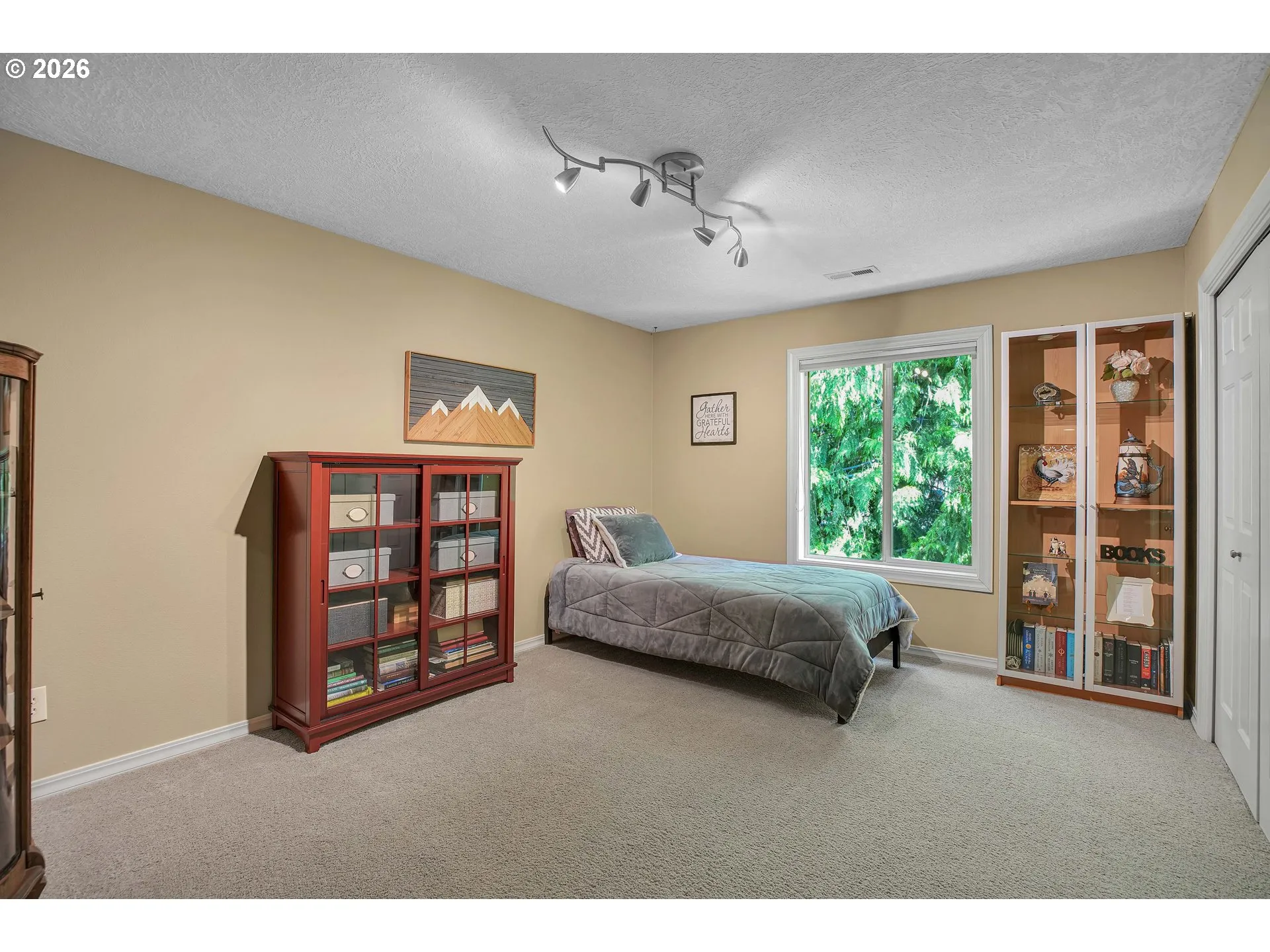 Bedroom-#5 Upper