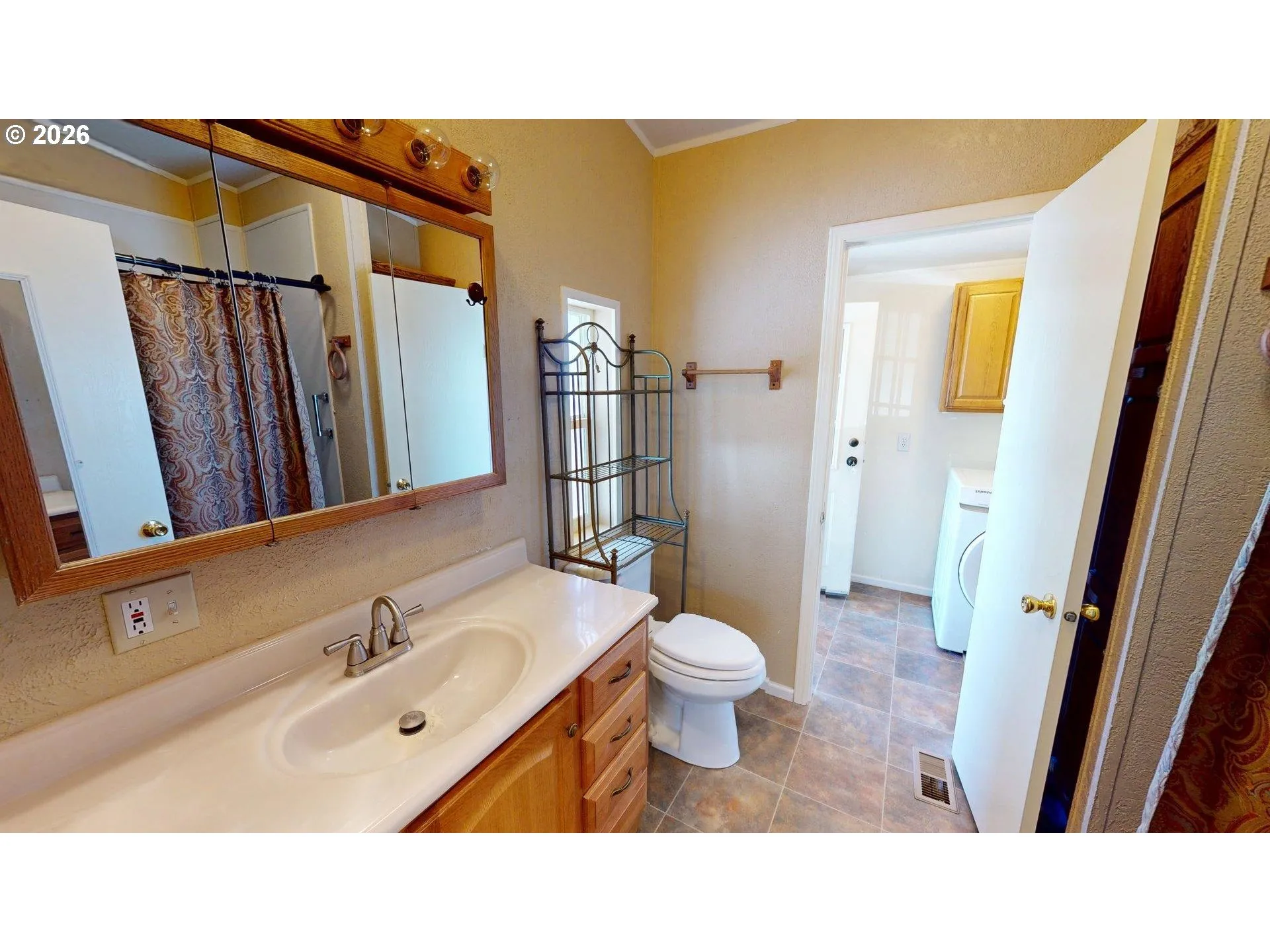 Owner's Suite Bathroom-Full Bathroom
