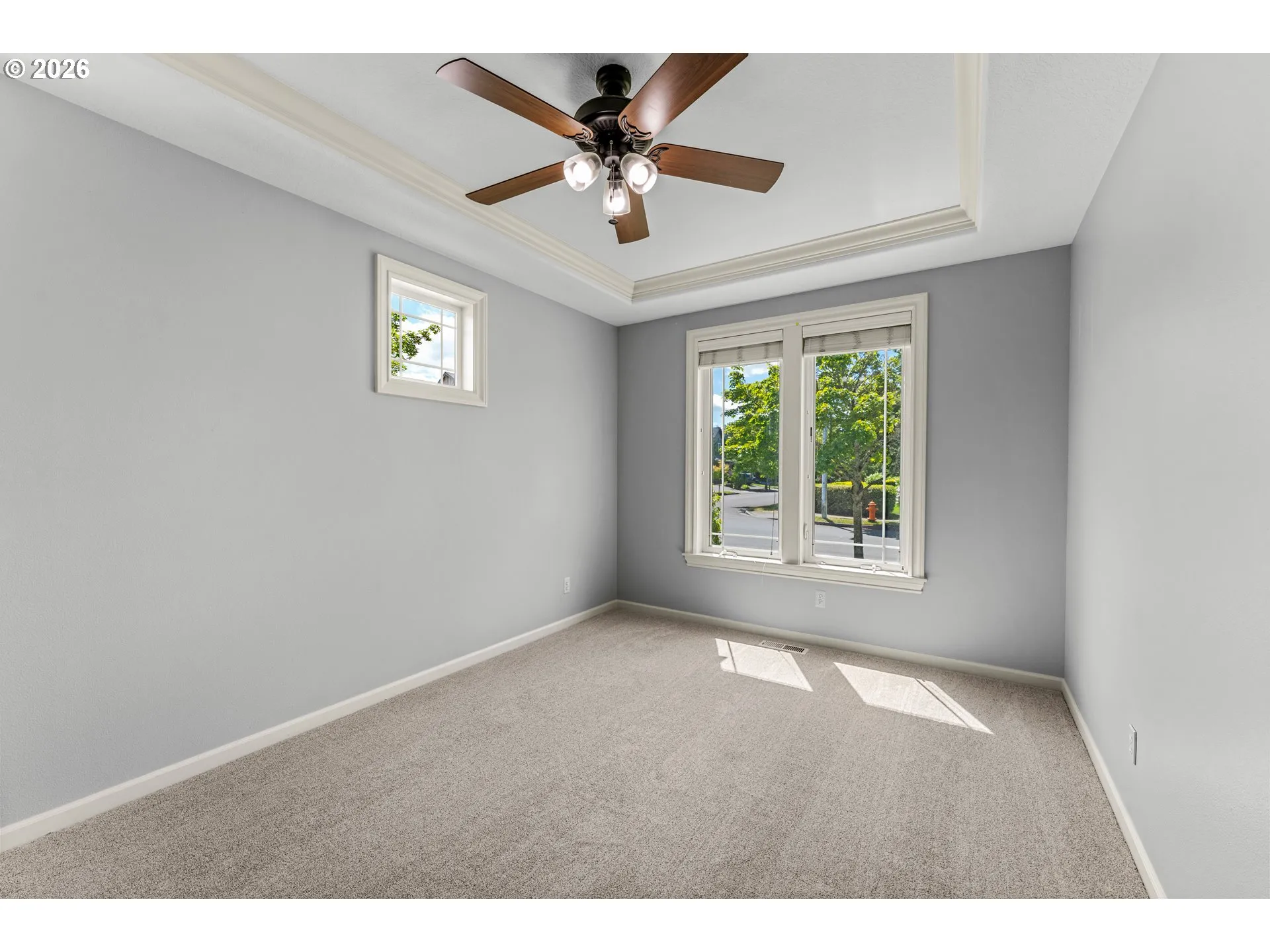 Den/Office-Ceiling Fan