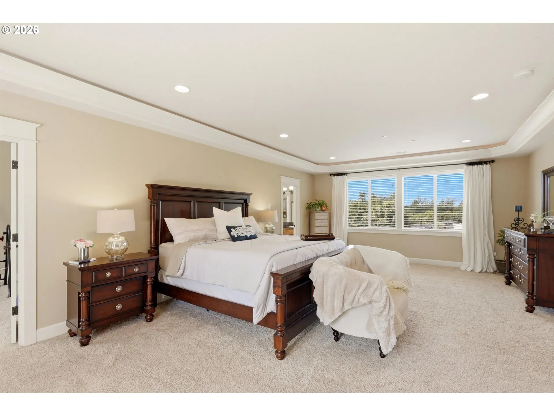 Bedroom, Primary