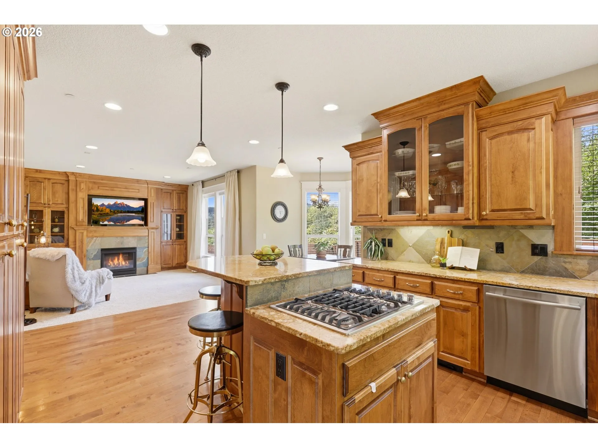 Kitchen-Cooking Island