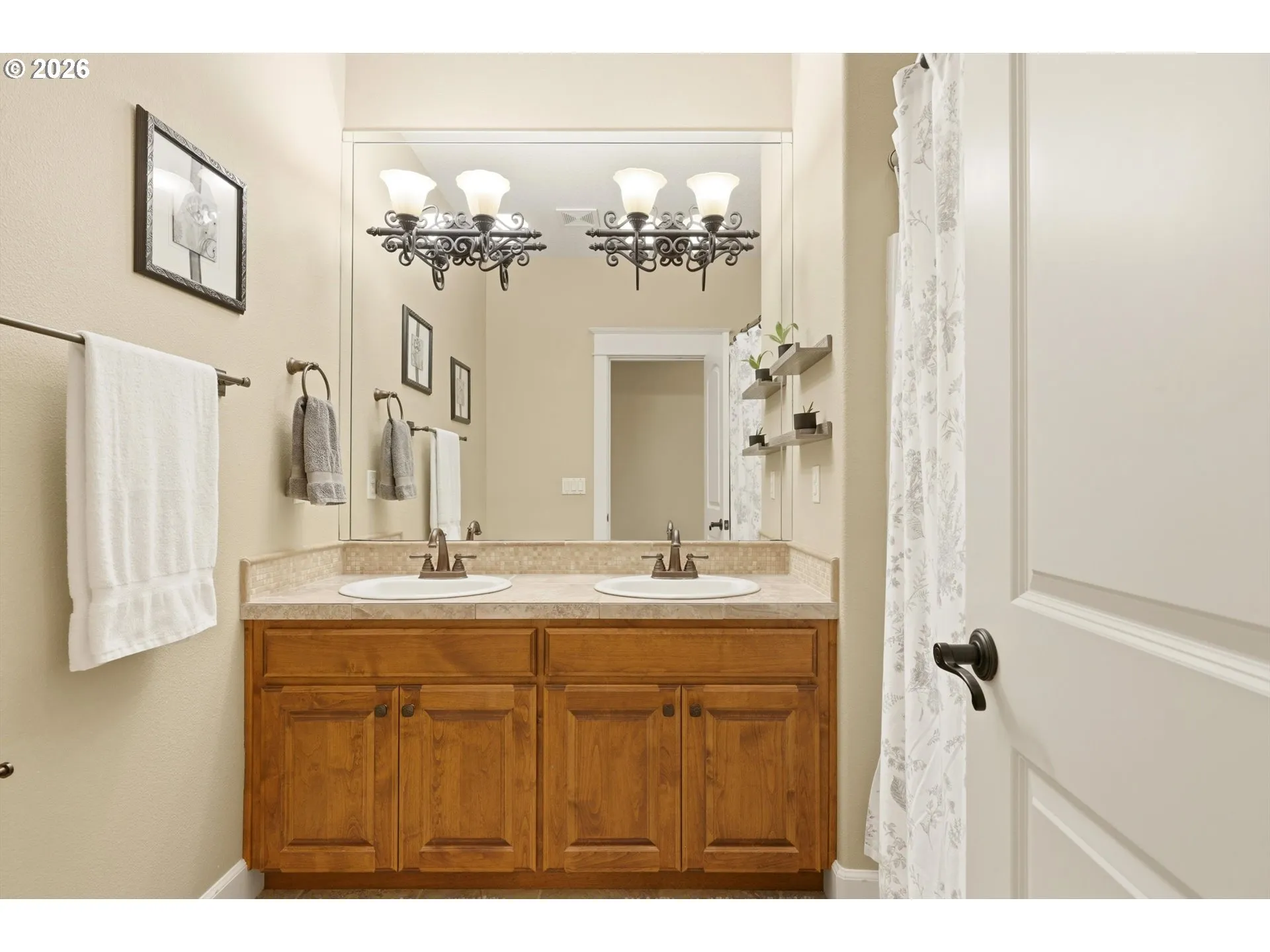Bathroom-Hall