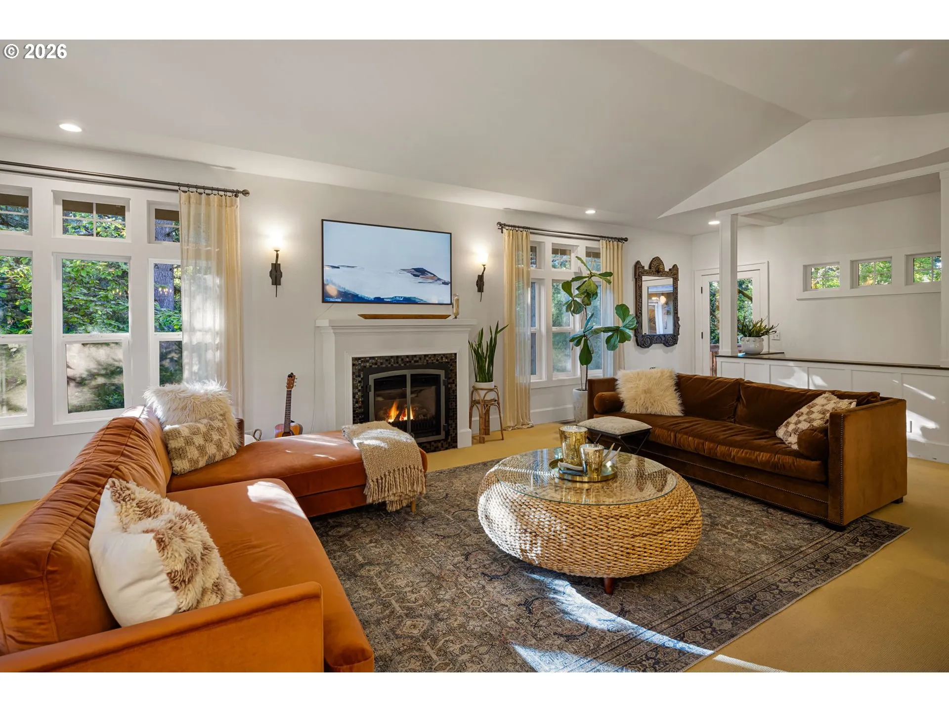 Living Room-Fireplace