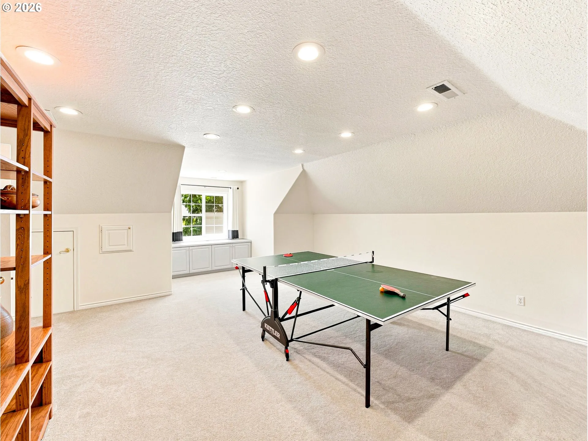 Bonus Room-Upper