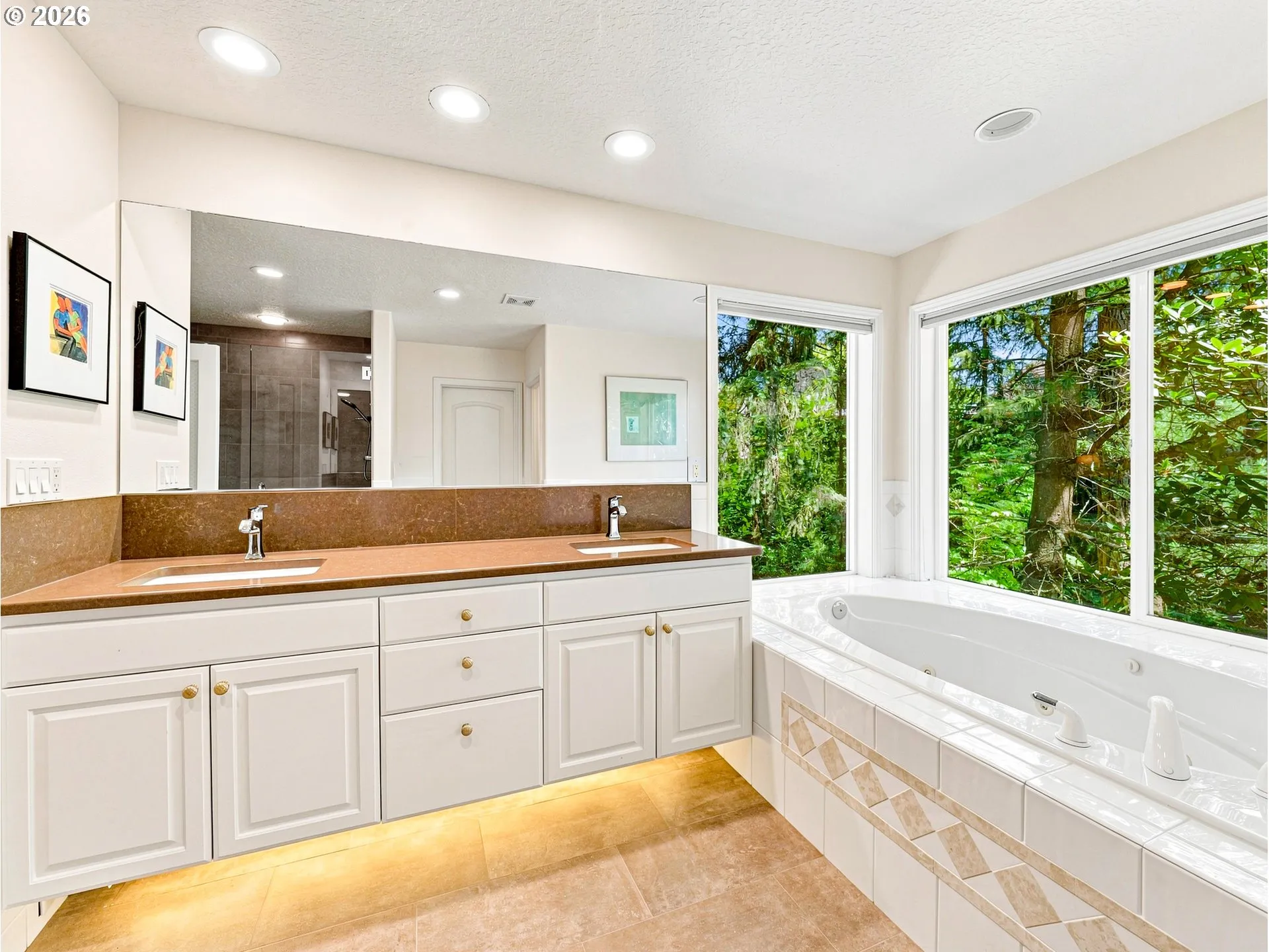 Bathroom, Attached-Double Sinks