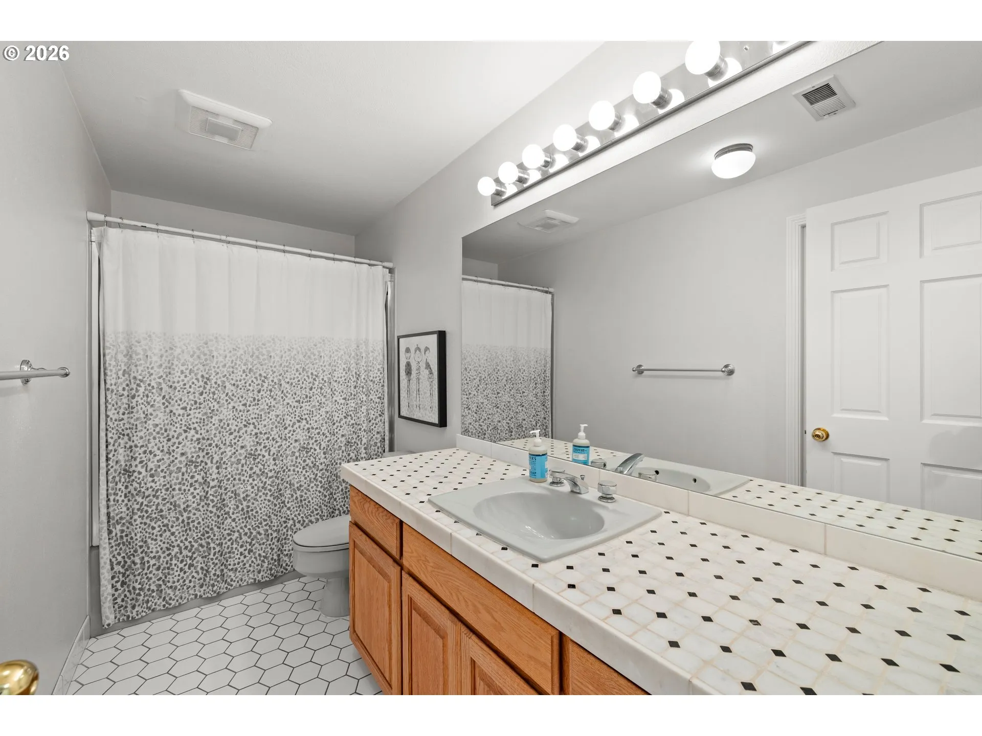 Bathroom-Jack and Jill