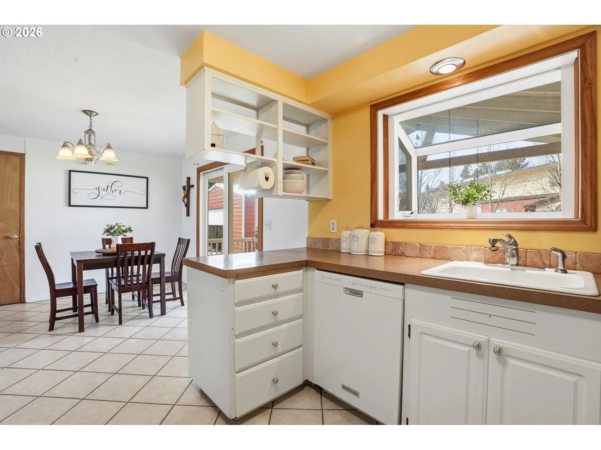 Kitchen/Dining Room