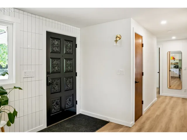Entrance/Foyer