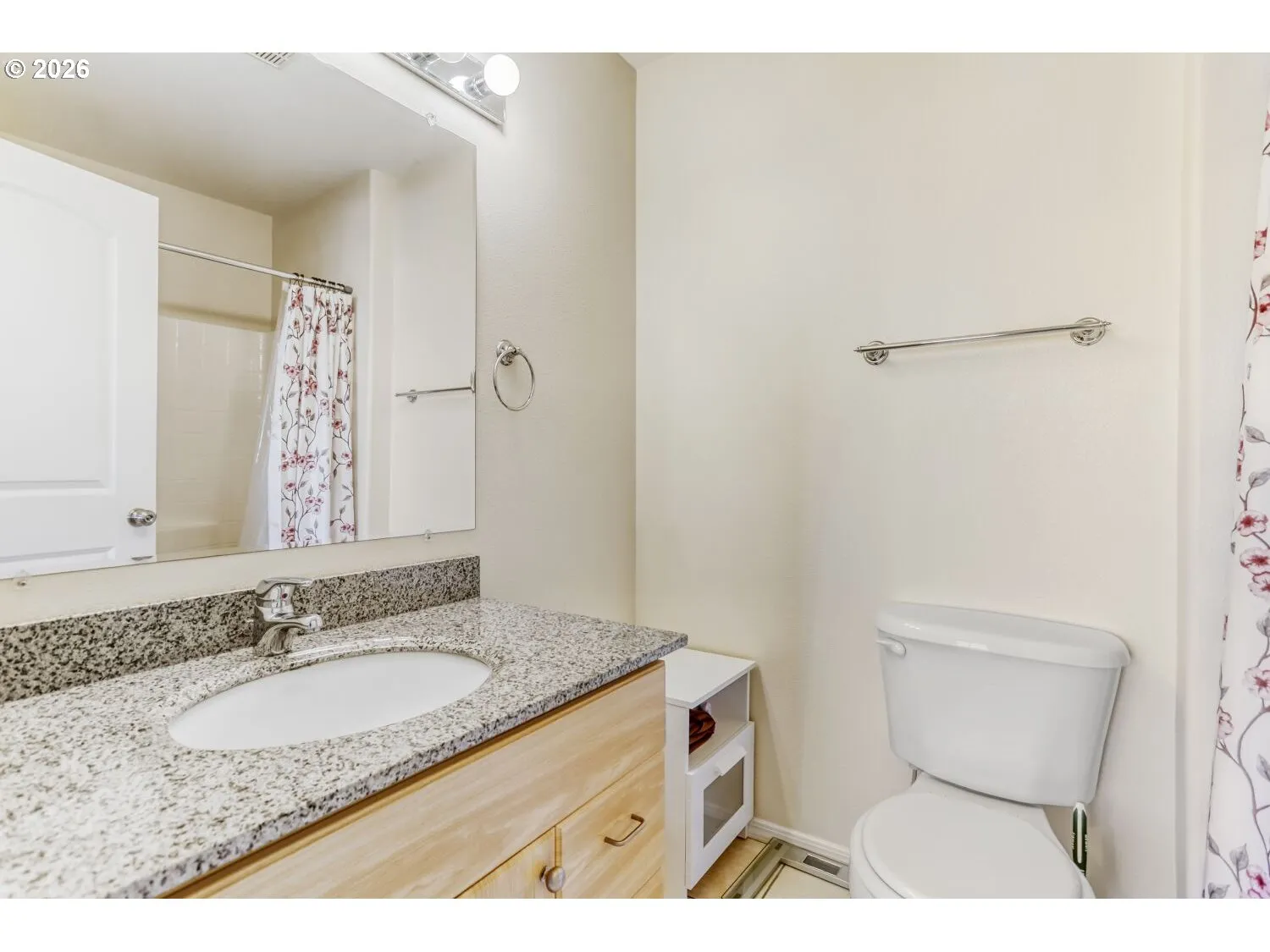 Bathroom, Attached-Garden Tub