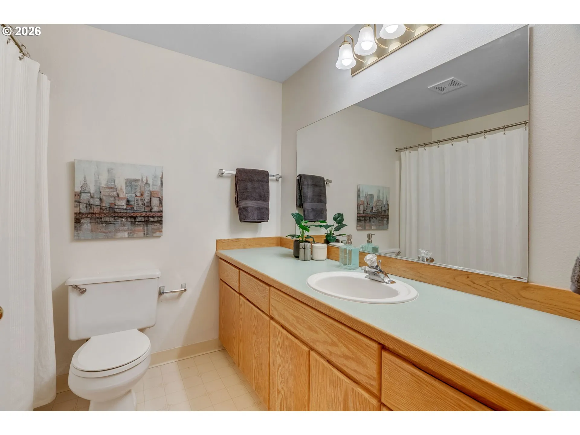 Bathroom-Hall