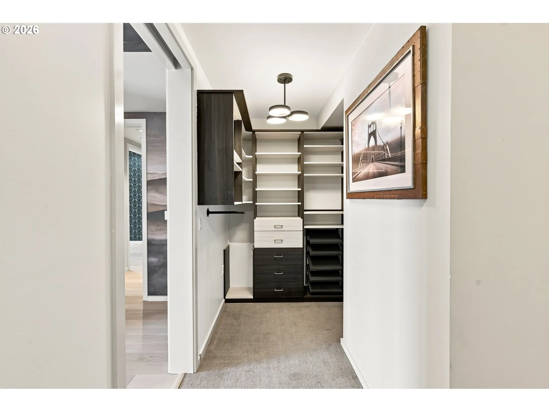 Bedroom, Owner's Suite-Walk-In Closet