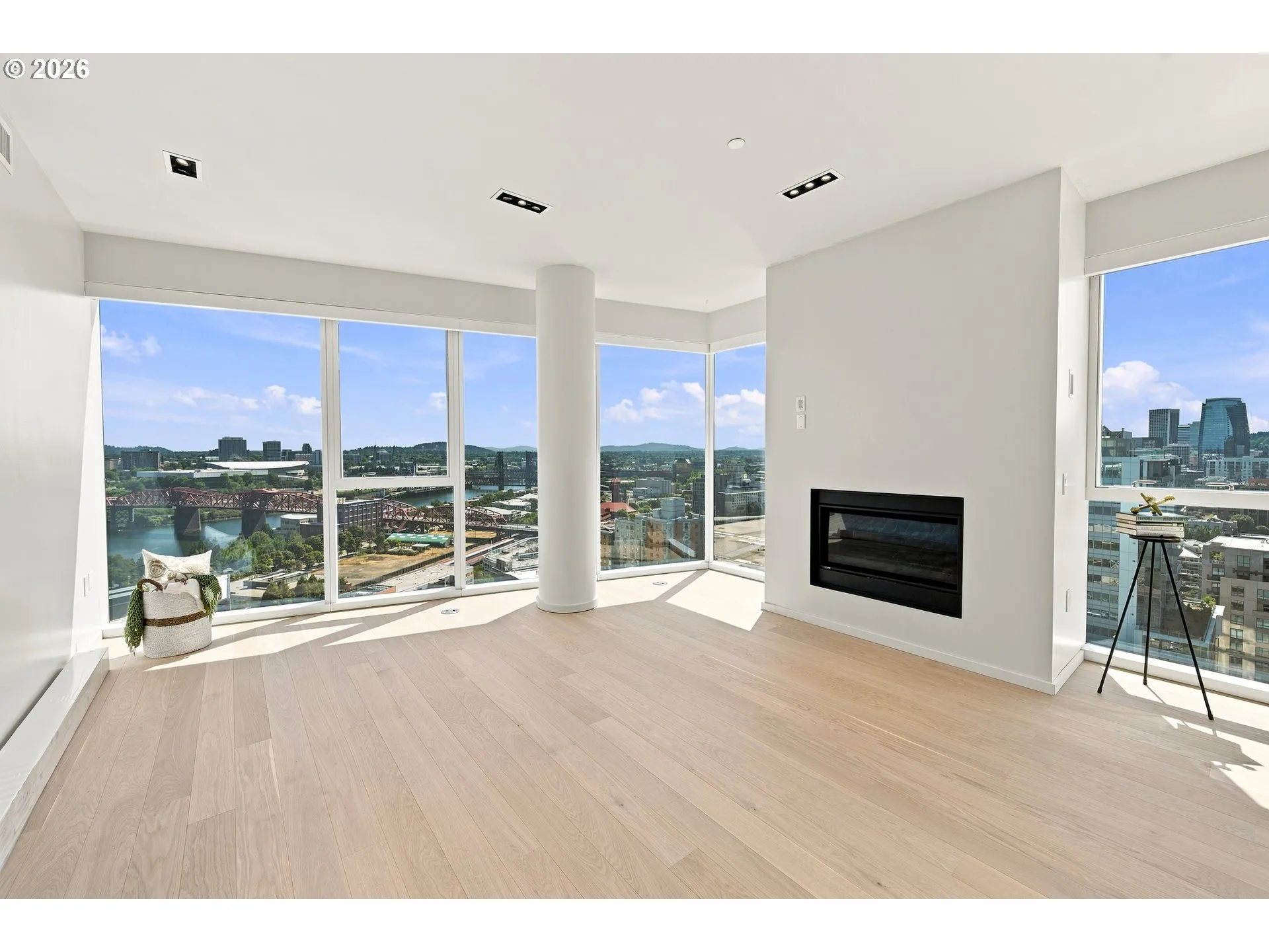 Living Room-Fireplace