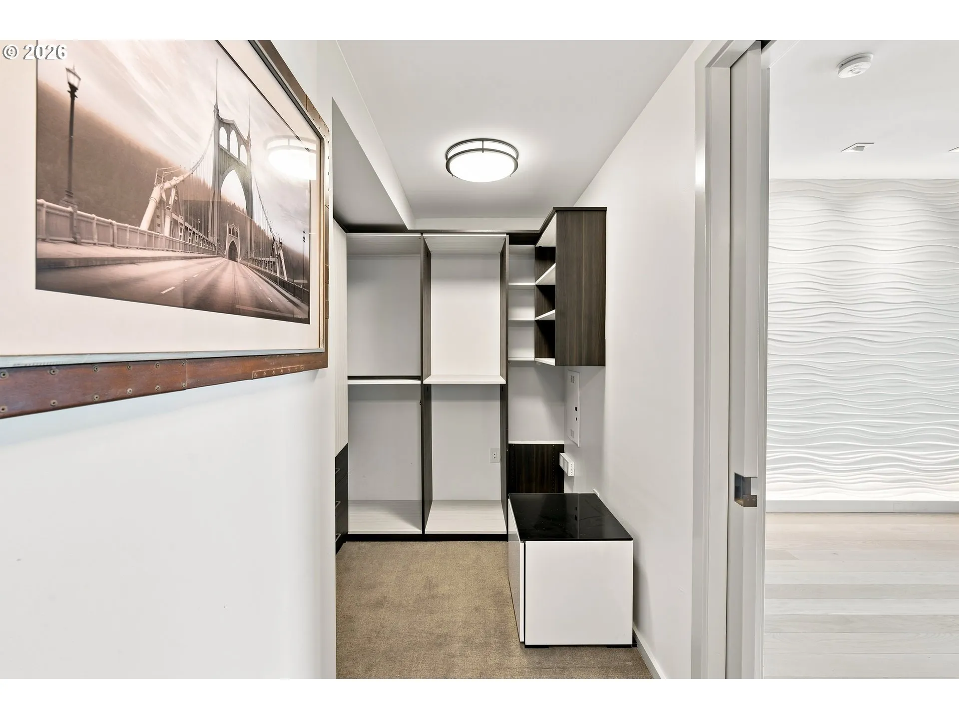 Bedroom, Owner's Suite-Walk-In Closet