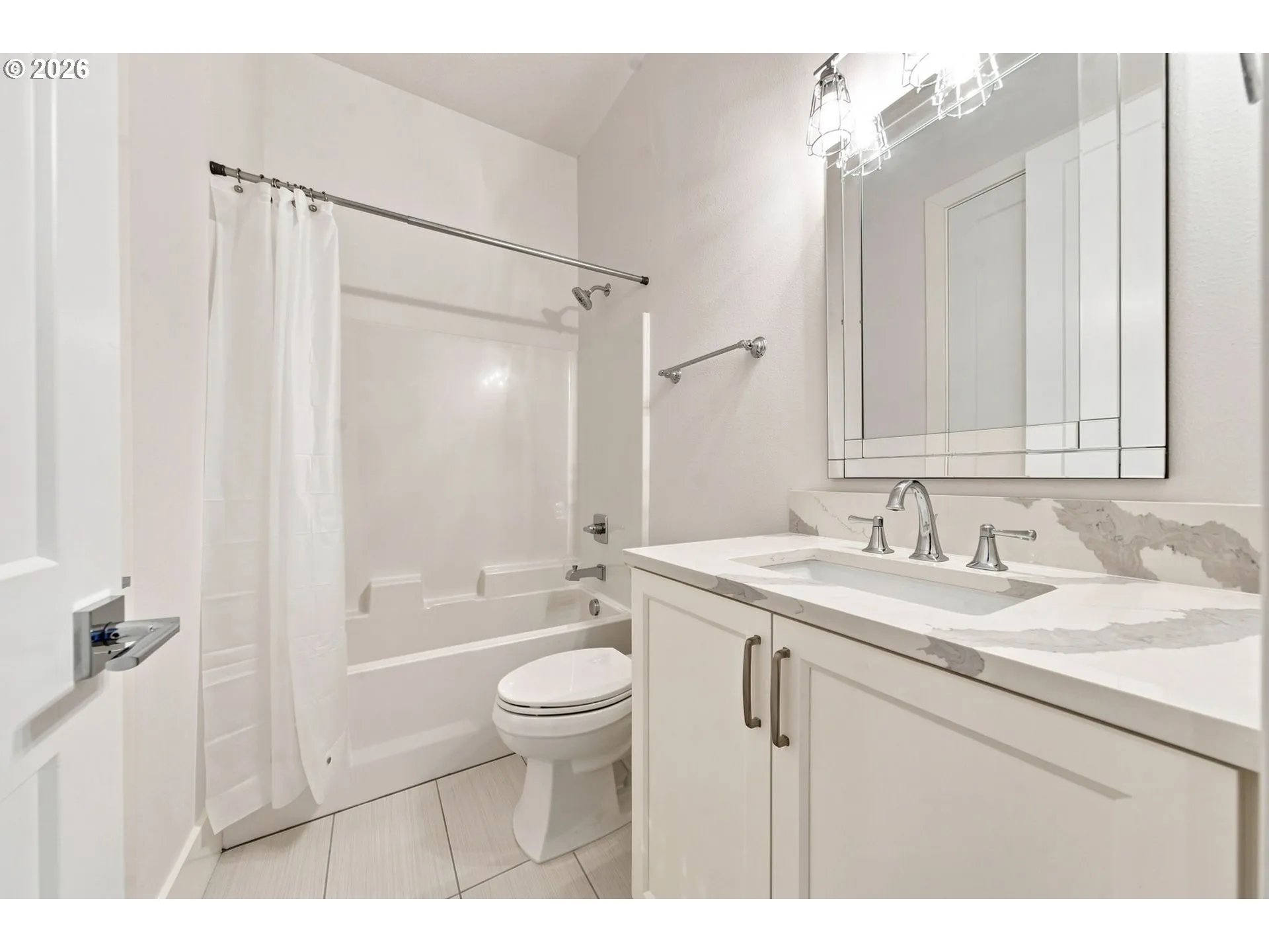 Attached Bathroom #3-Garden Tub