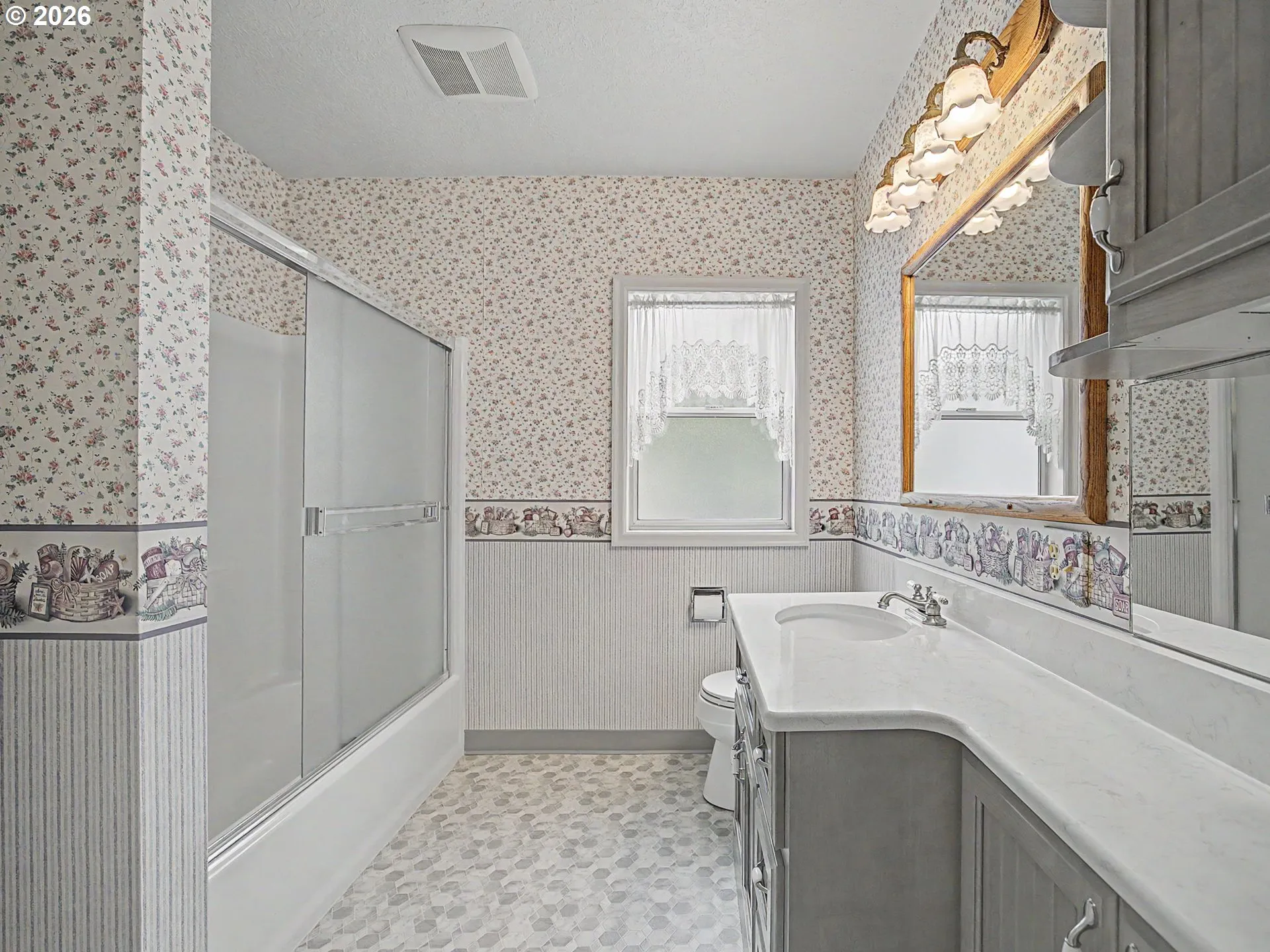 Bathroom-Hall
