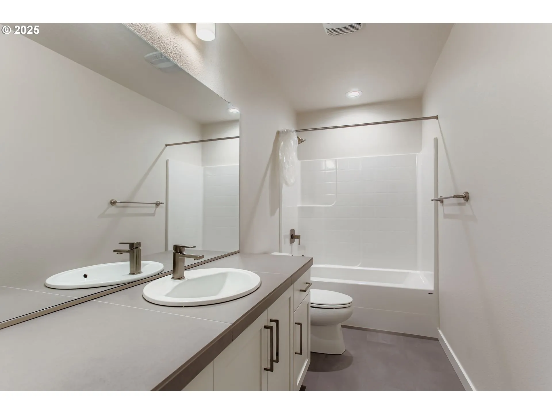 Bathroom-Hall