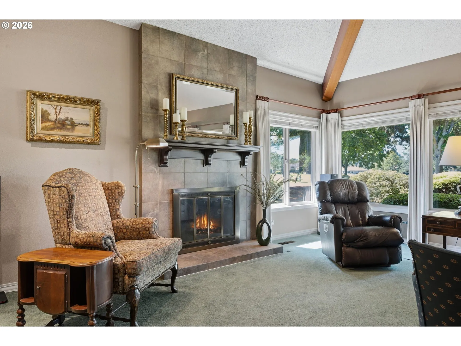 Living Room-Fireplace