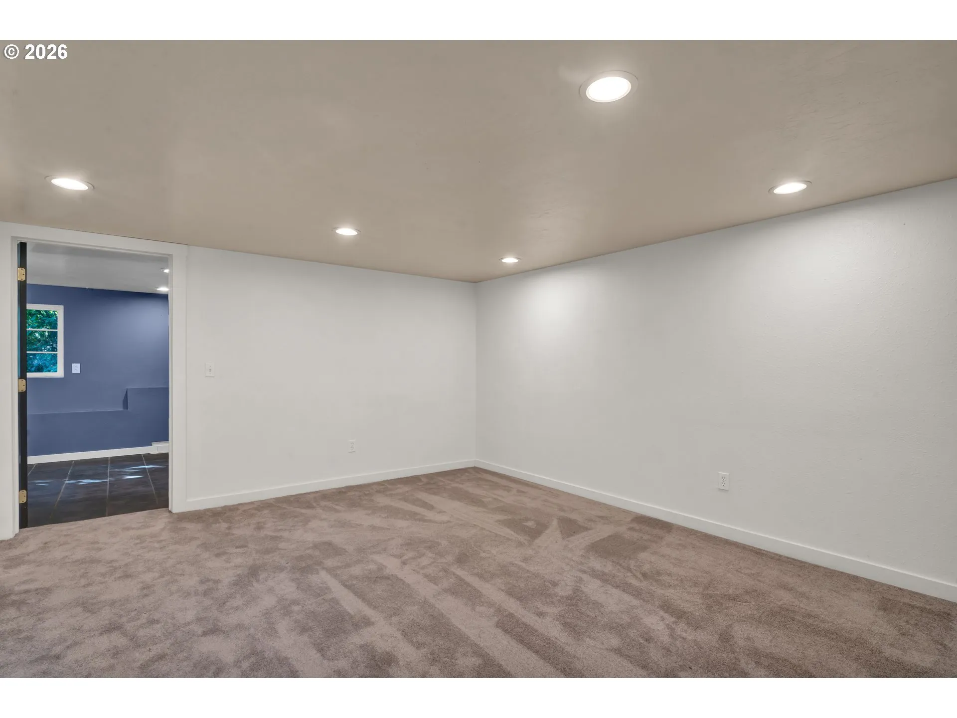 Primary Bedroom-Main