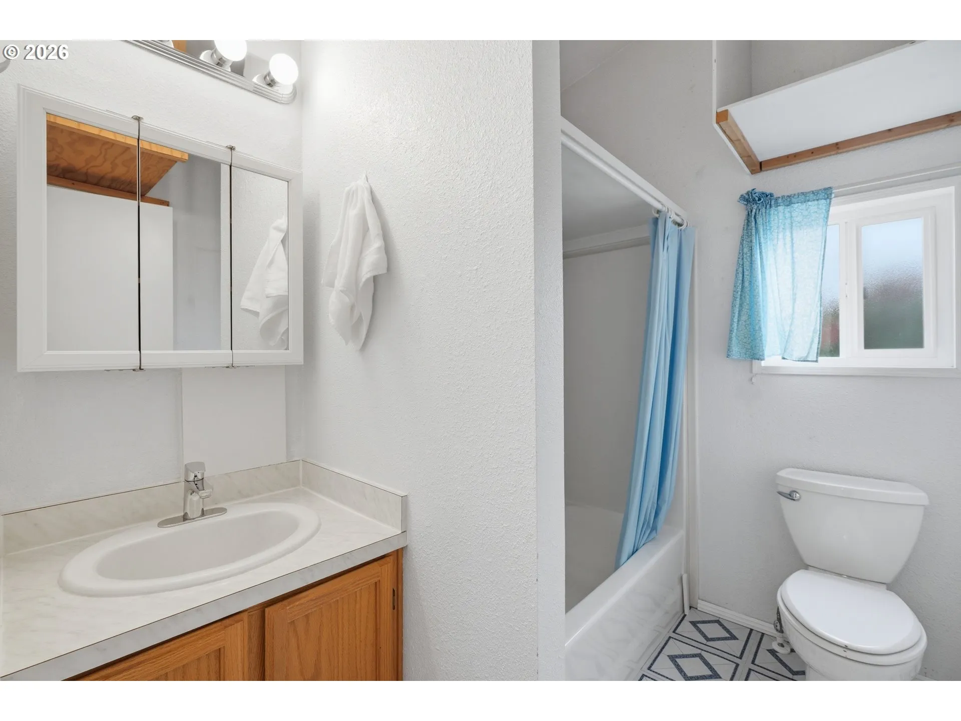Bathroom-Hall