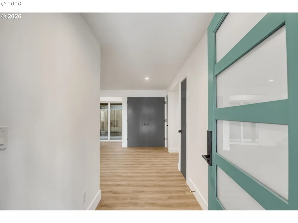 Entrance/Foyer