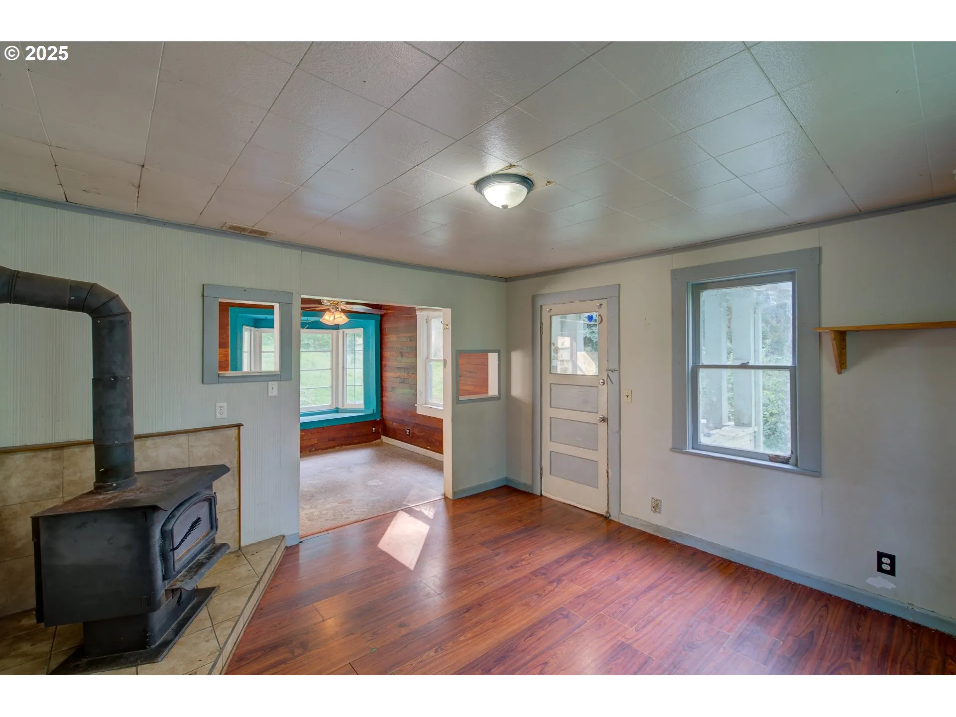 Living Room/Dining Room