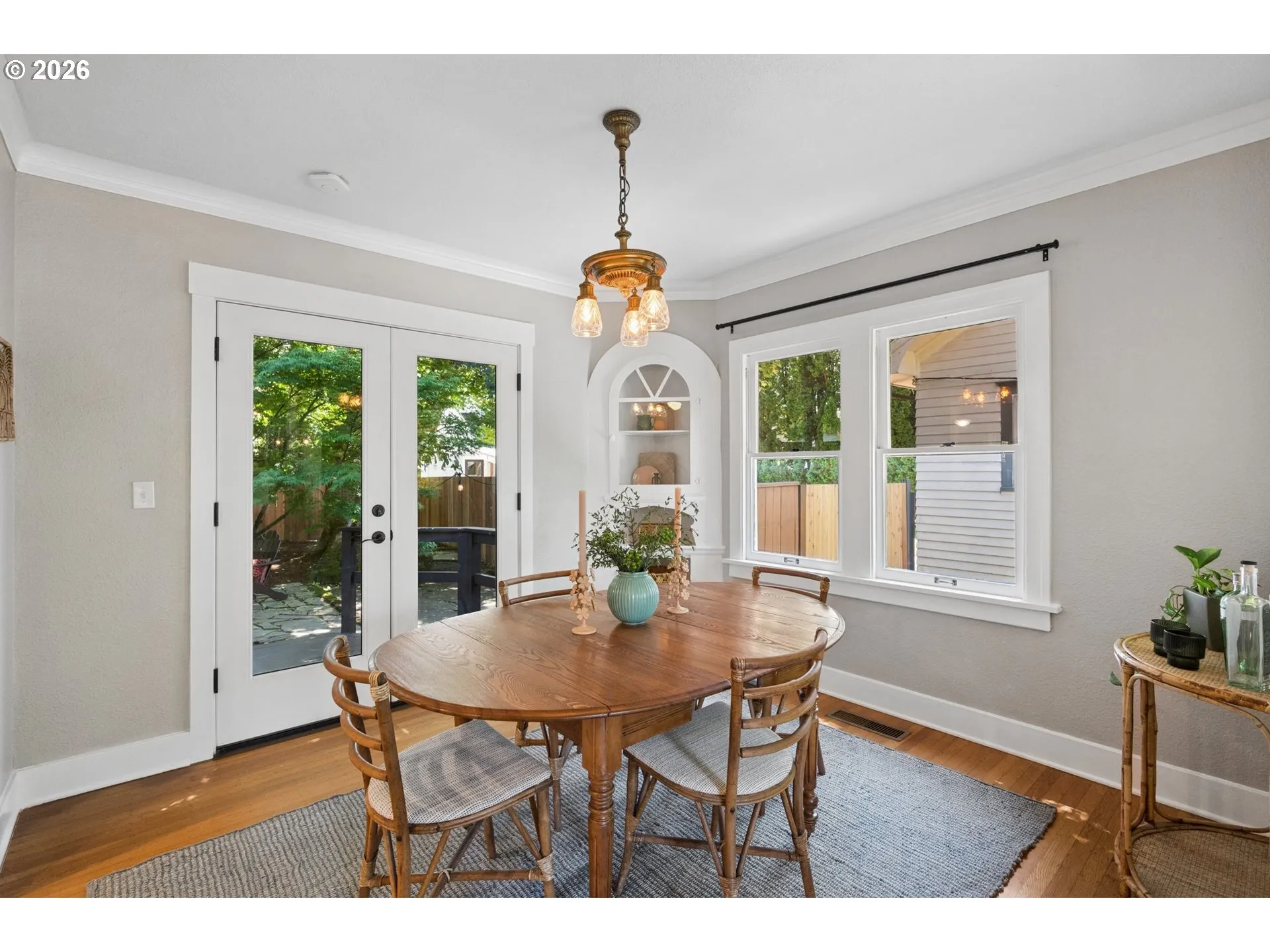 Dining Room-Built-In Cabinets