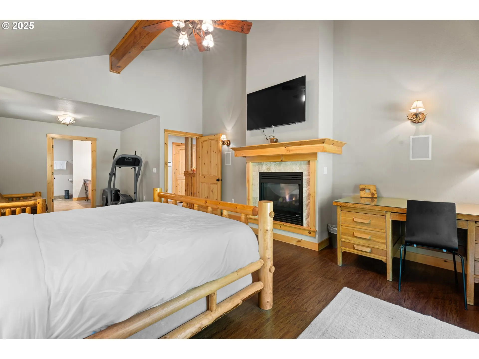 Owner's Suite Bedroom-Main