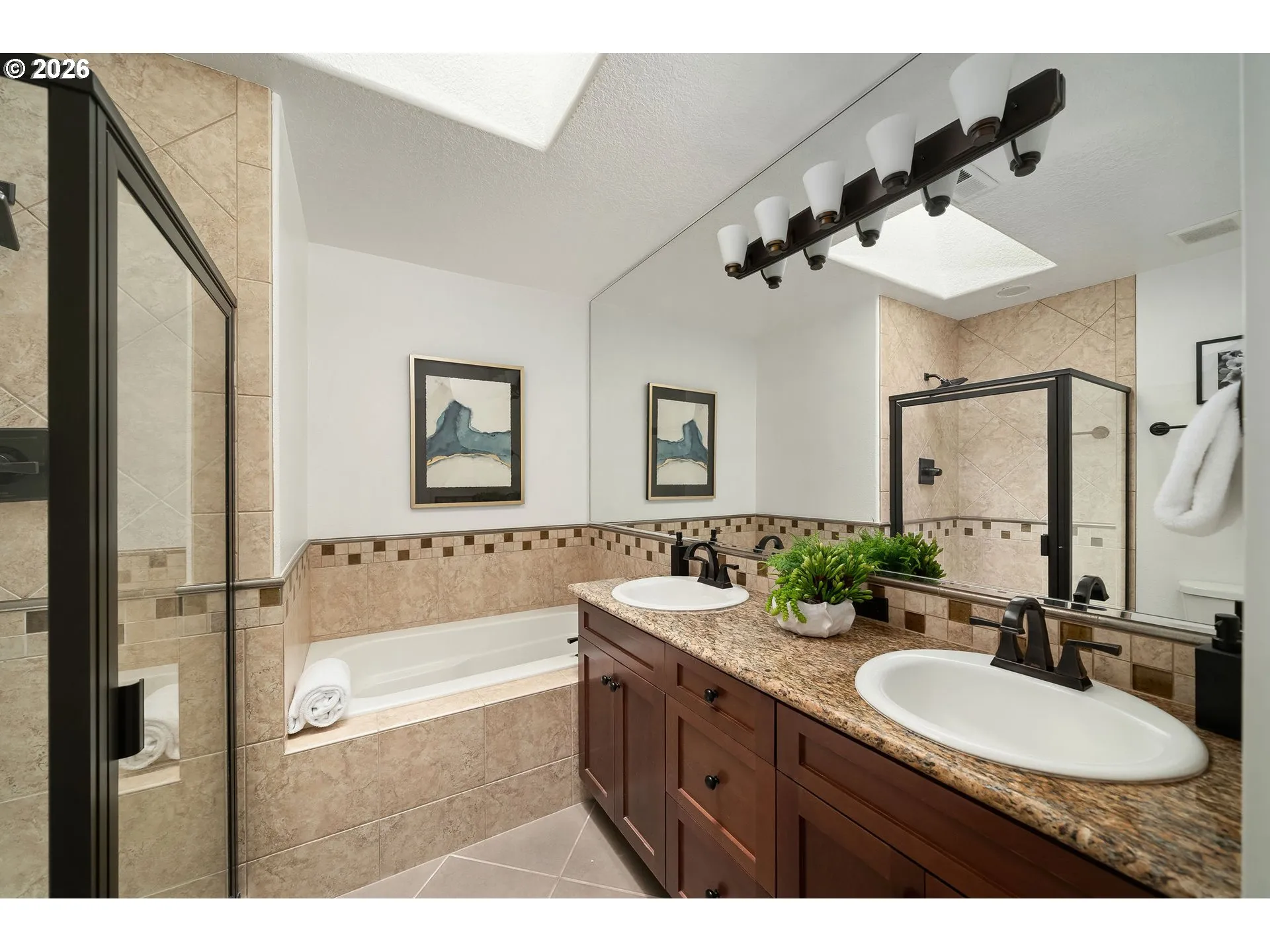 Bathroom, Attached