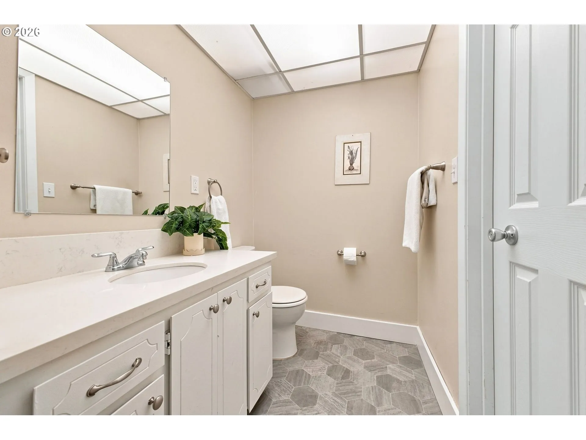 Bathroom-Hall