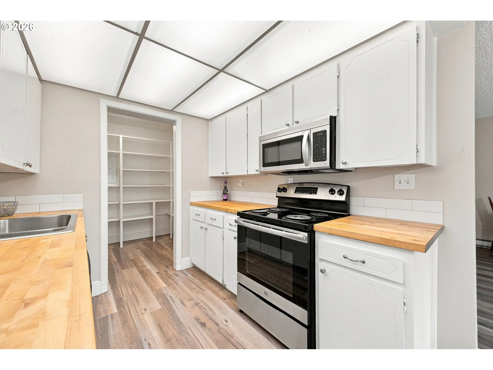 Kitchen-Oven