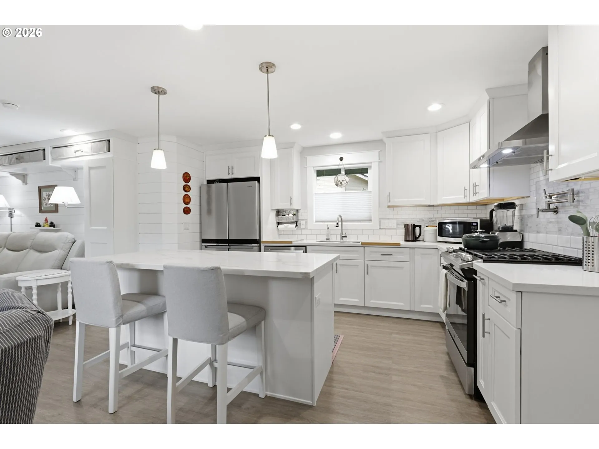 Kitchen-Island