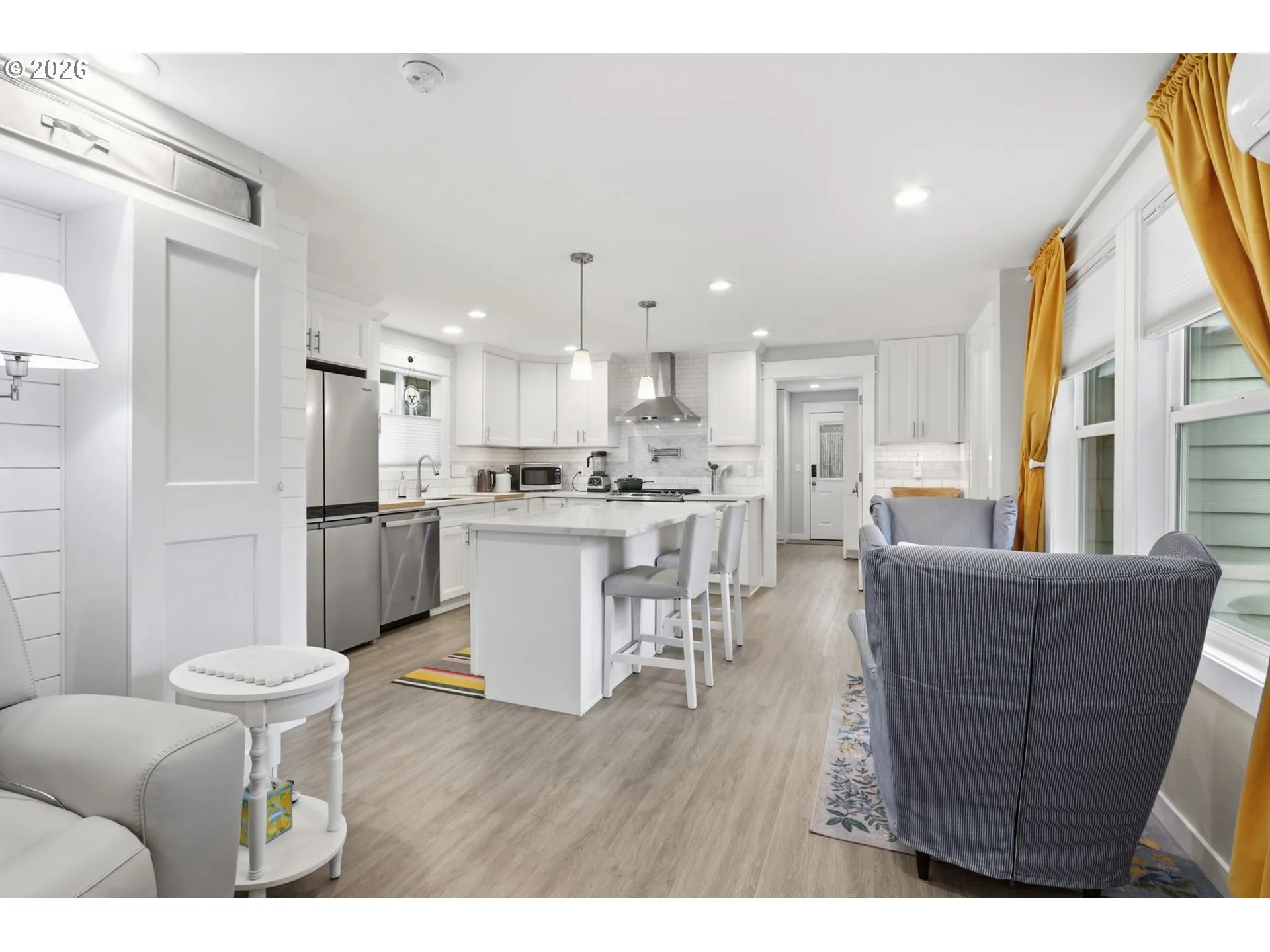 Kitchen/Nook-Eating Area