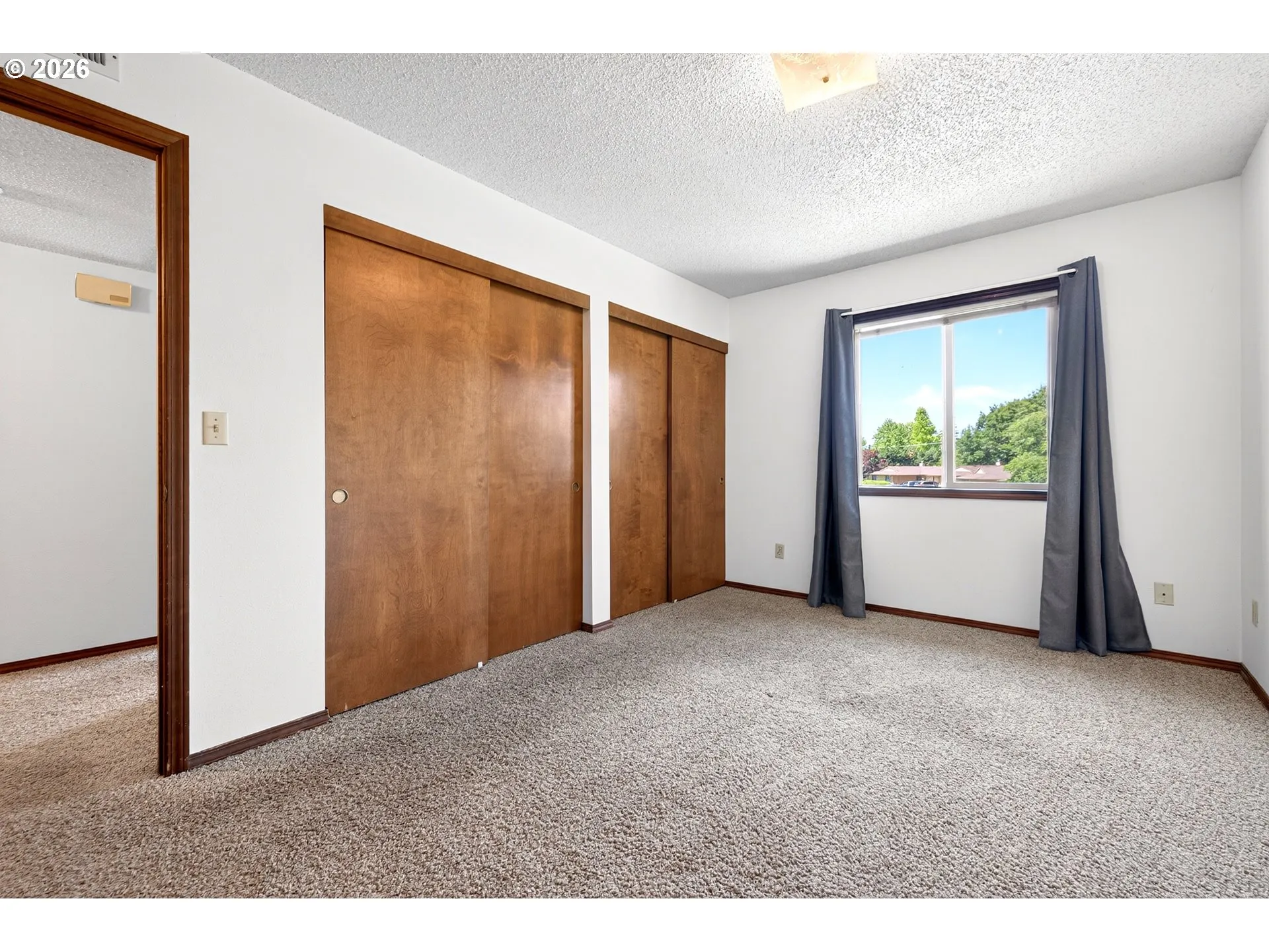 Bedroom, Primary
