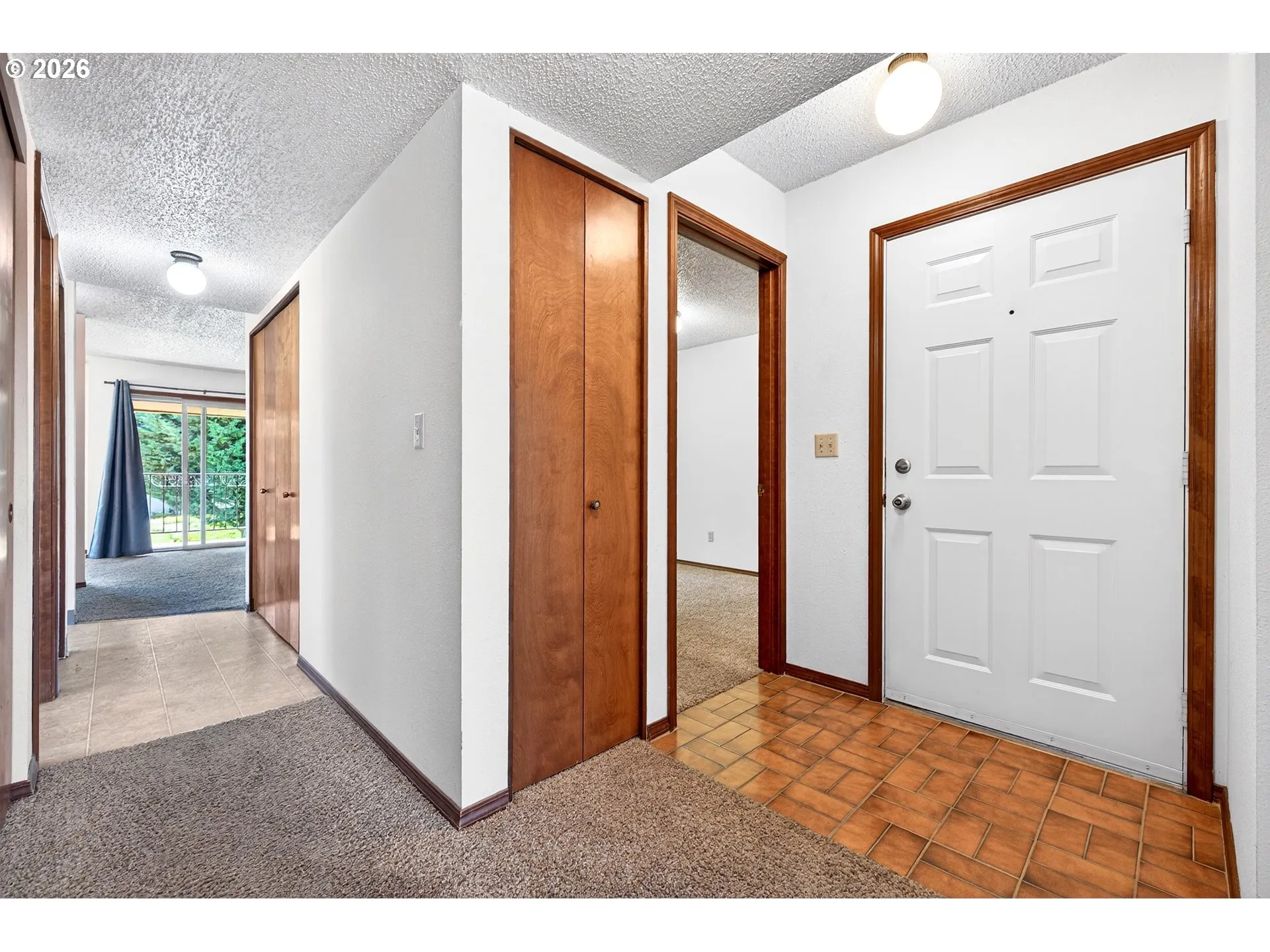 Entrance/Foyer