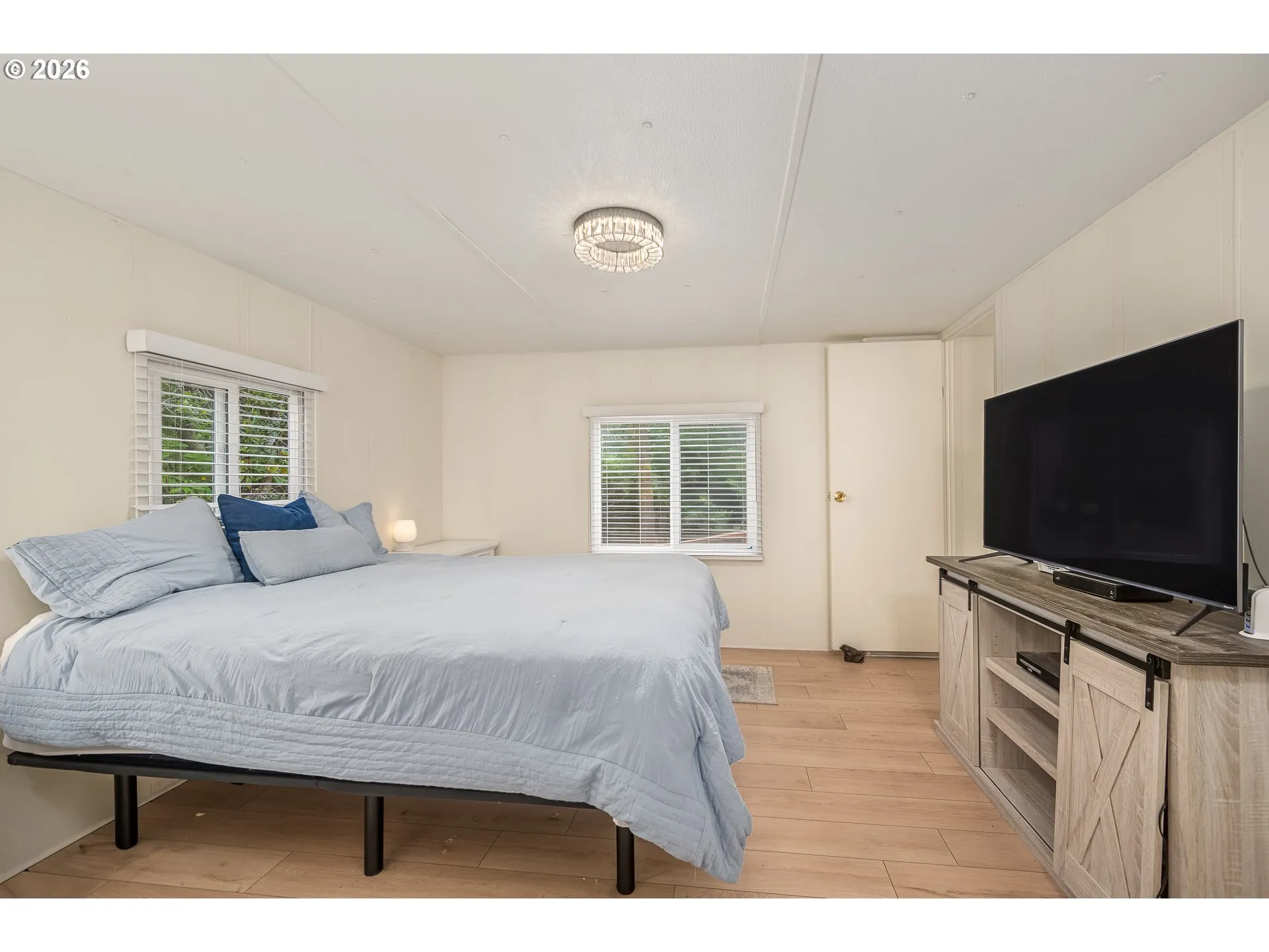 Primary Bedroom-Main
