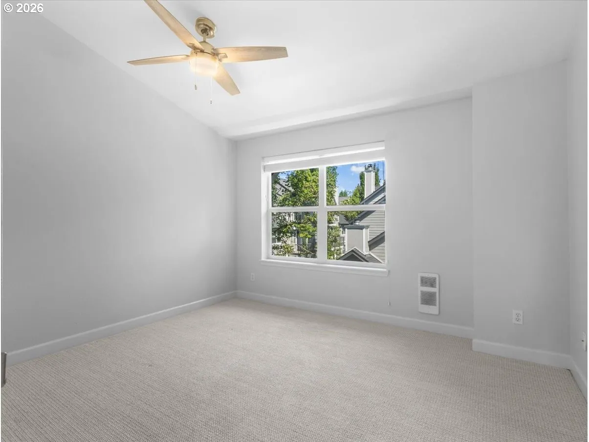 Bedroom-Ceiling Fan