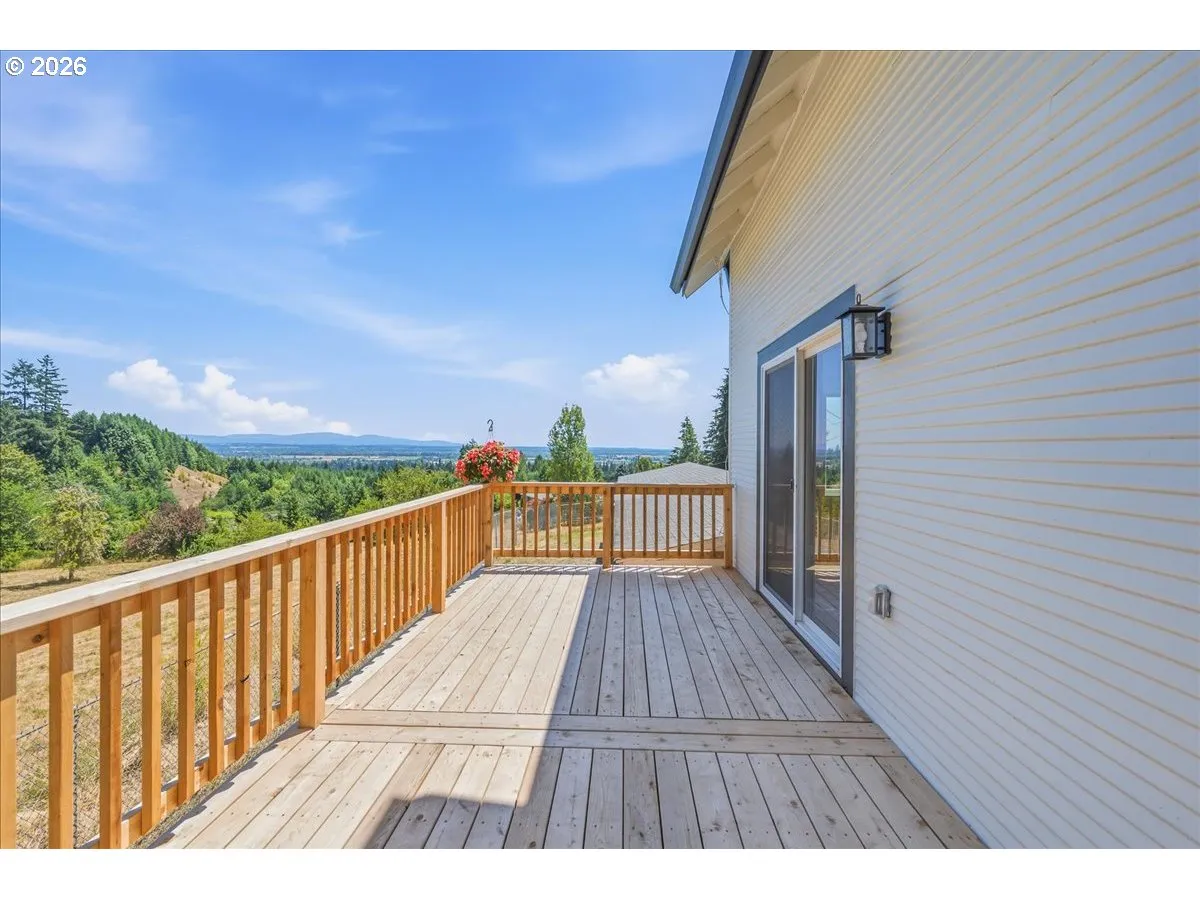 Deck-Main