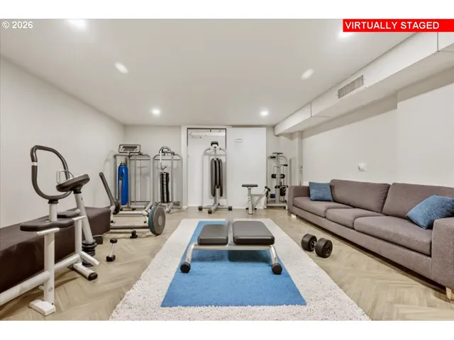 Bonus Room-Lower