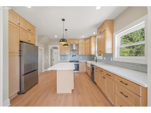 Kitchen-Island
