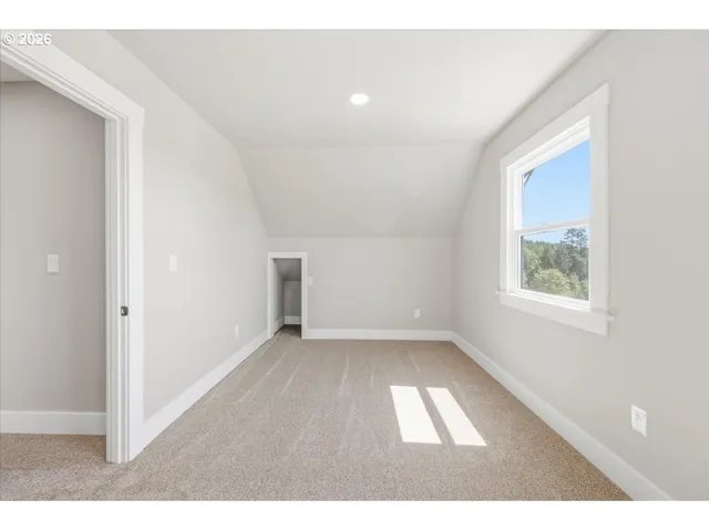 Bedroom, Primary-Upper
