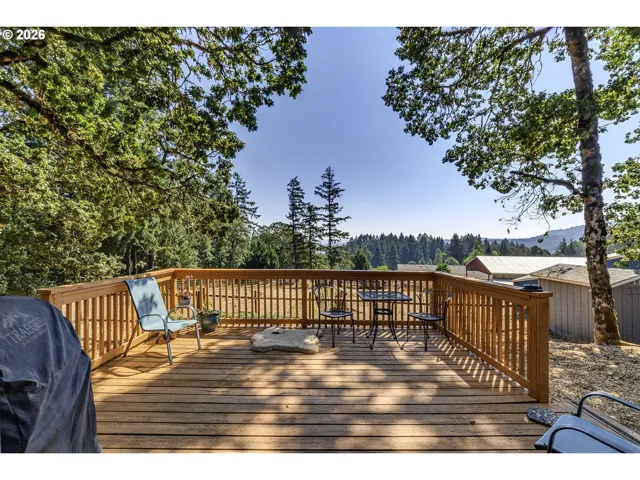 Deck-Main