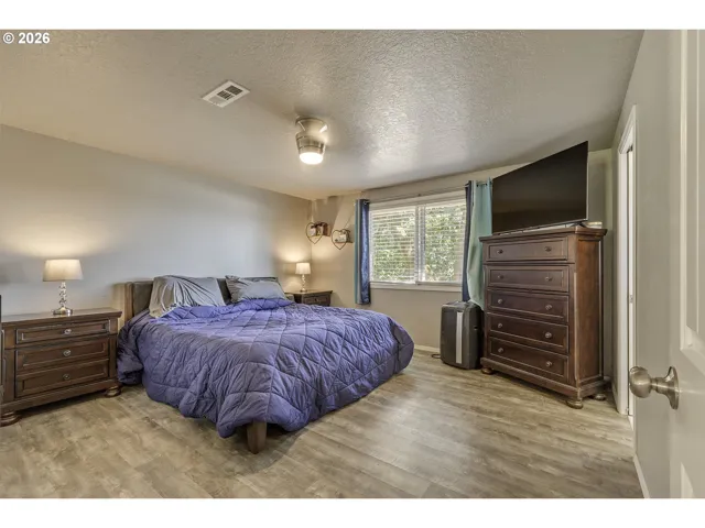 Owner's Suite Bedroom-Walk in Shower
