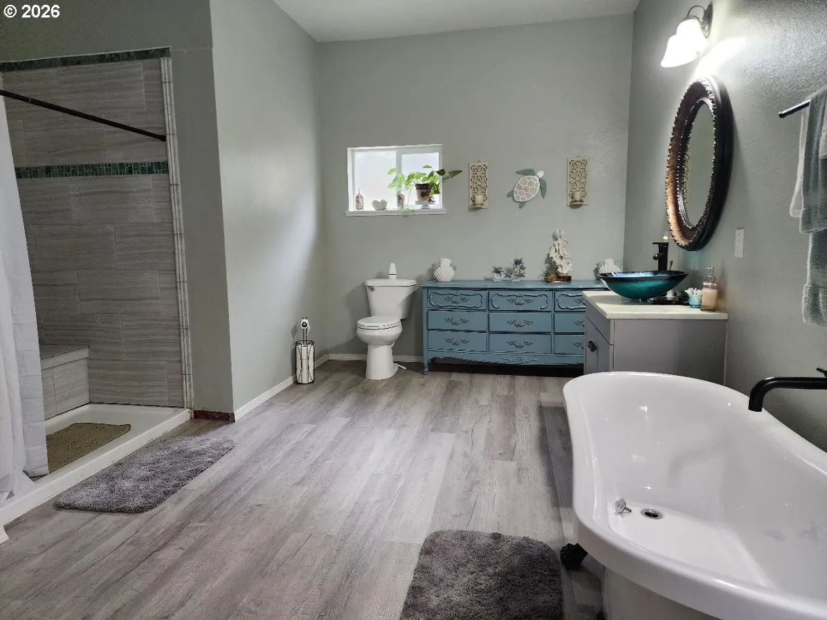 Attached Bathroom #1
