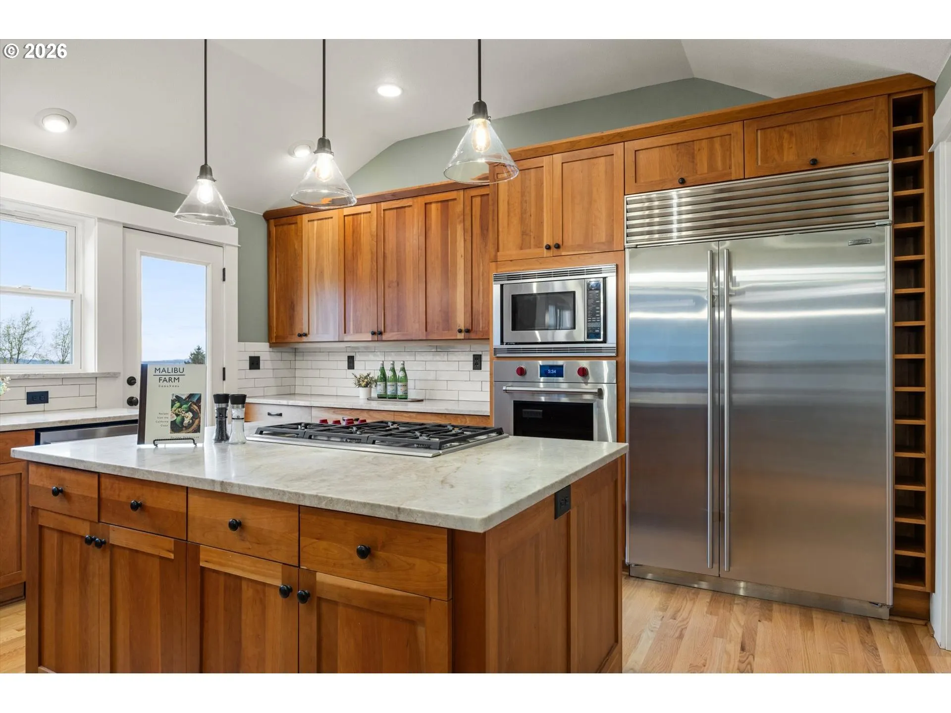 Kitchen-Cooking Island