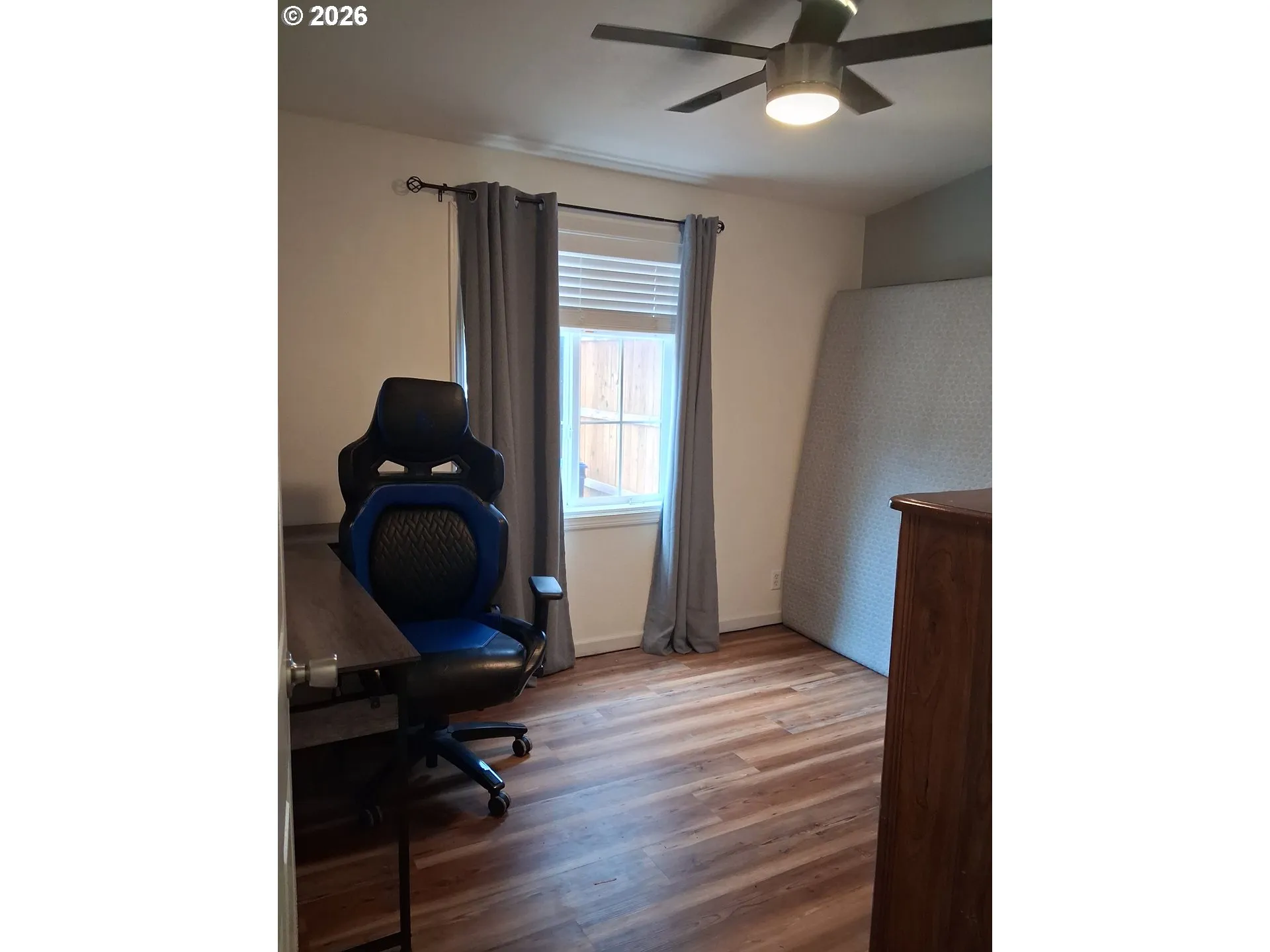 Bedroom-Ceiling Fan