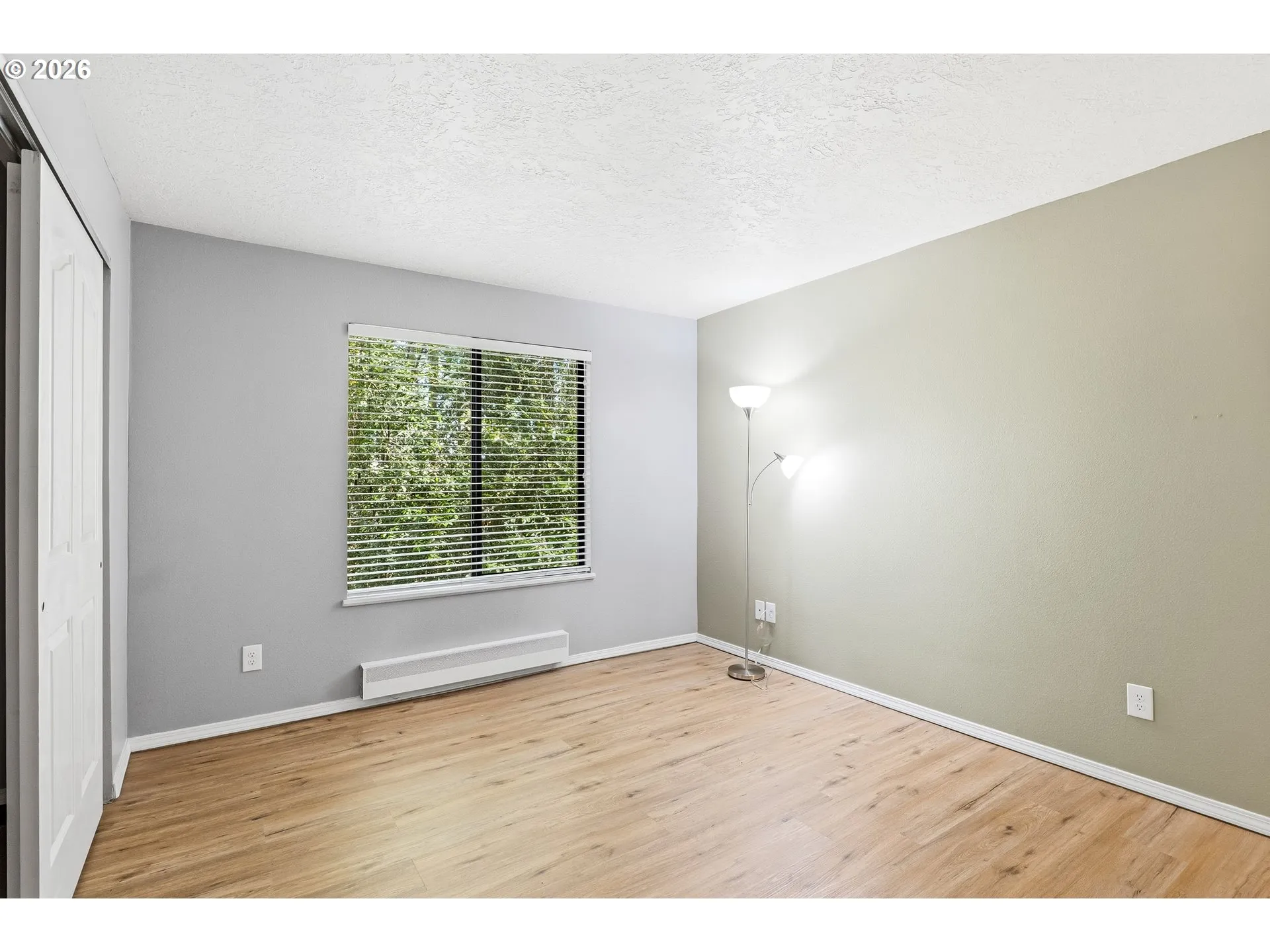 Bedroom, Primary